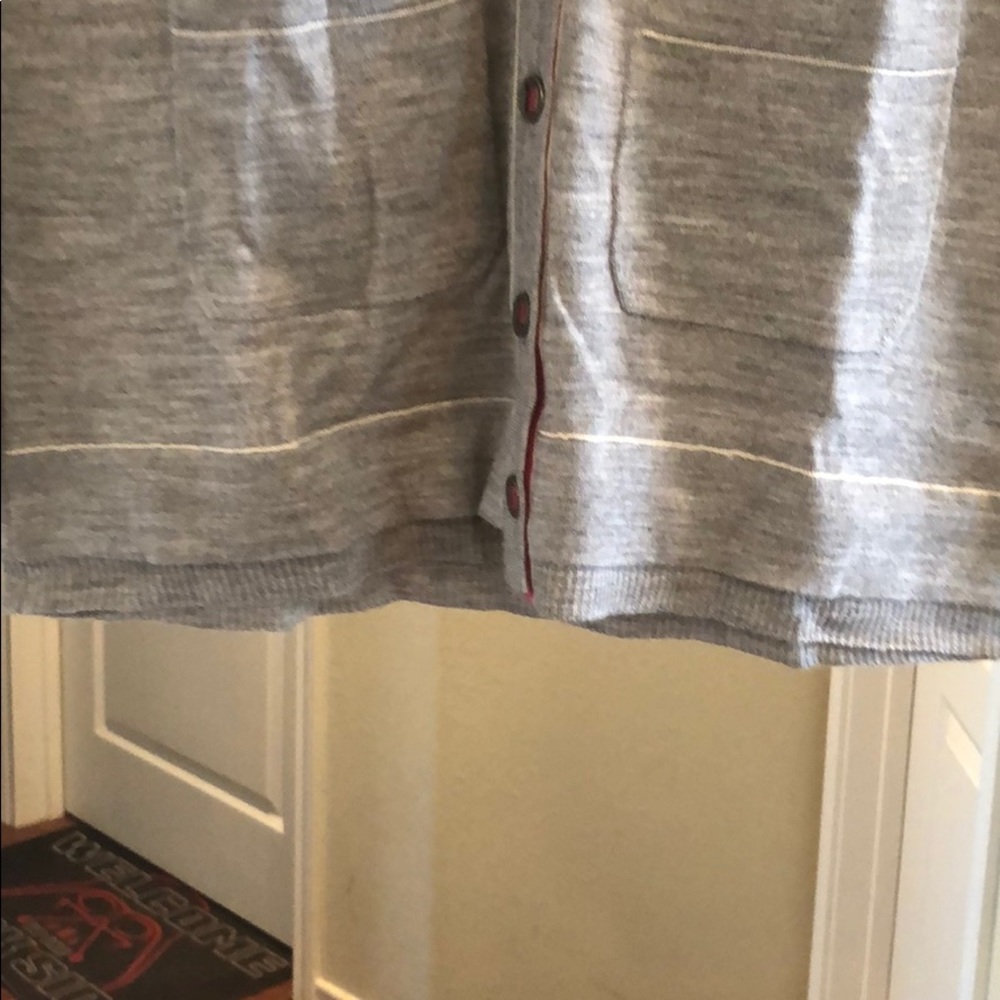 Label + thread sweater - Picture 5 of 8